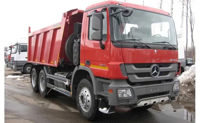 Послуги самоскидів 20-30 тон. Перевезення сипучих матеріалів Послуги самоскидів 20-30 тон. Перевезення сипучих матеріалів