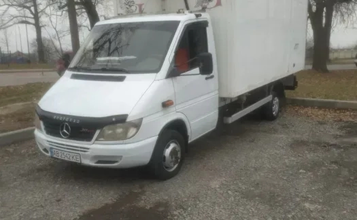 Транспортні послуги від 1т до 10т від 10-20куб. З рефрижераторами та без.