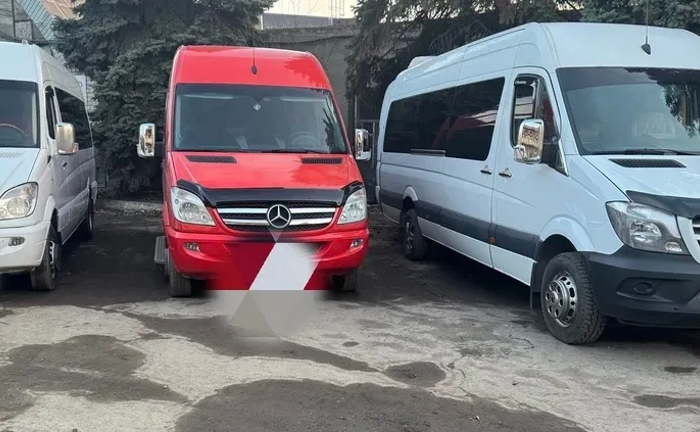 Пассажирские перевозки . Доставка сотрудников на работу.