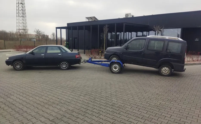 Підкатний візок для евакуації автомобілів.