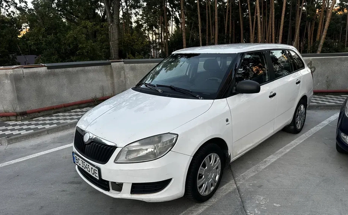 Авто skoda fabia 2010 1.6 дизель універсал Авто skoda fabia 2010 1.6 дизель універсал