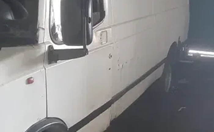 Мікроавтобус Volkswagen, Iveco, Хьюндай, Мерседес Мікроавтобус Volkswagen, Iveco, Хьюндай, Мерседес