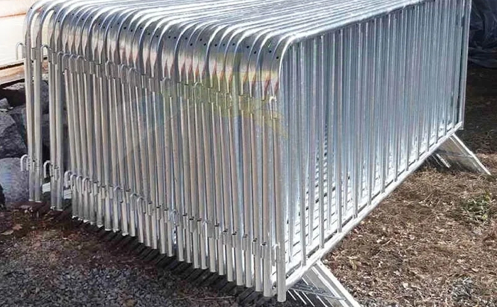 Бар'єрні огорожі для обмеження доступу на територію проведення ремонту Бар'єрні огорожі для обмеження доступу на територію проведення ремонту