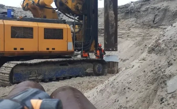 Бурова установка Bauer BG 28. Висока продуктивність Бурова установка Bauer BG 28. Висока продуктивність