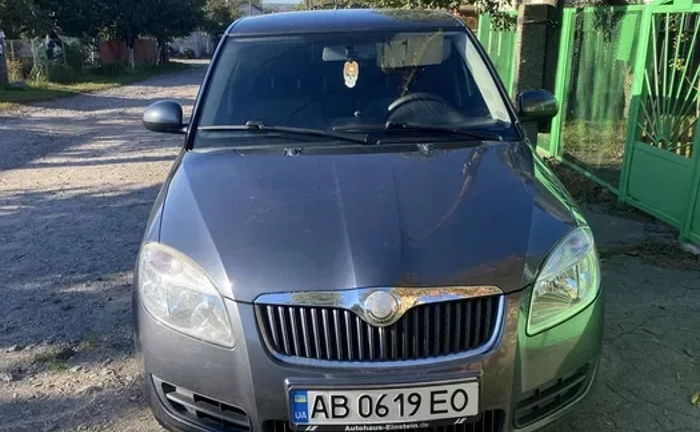 Авто під таксі гарний стан Авто під таксі гарний стан