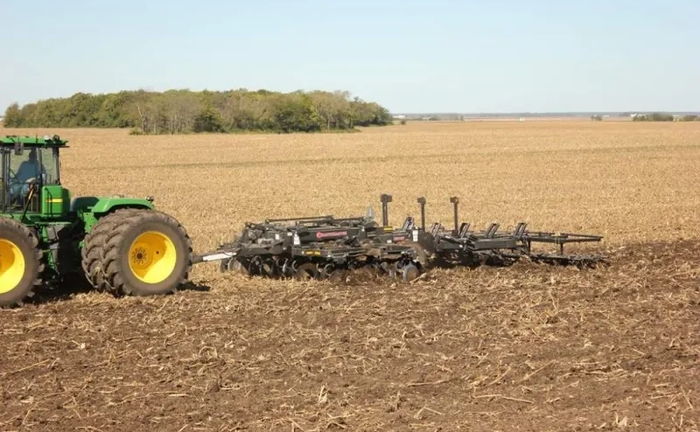 🚜 Глибоке розпушування ґрунту: Поверніть полю врожайність! 🚜 Глибоке розпушування ґрунту: Поверніть полю врожайність!