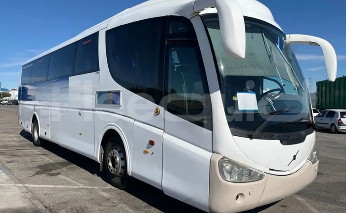 Автобус Volvo B10 на 50 місць. Комфортабельний! Автобус Volvo B10 на 50 місць. Комфортабельний!