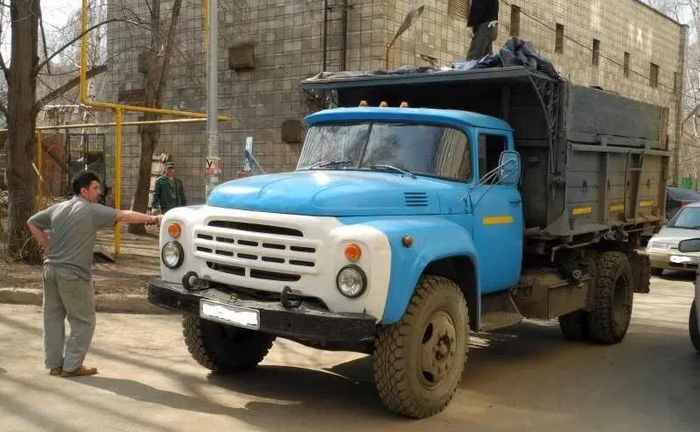 Вивіз сміття, старого мотлоху, вантажоперевезення, екскаватор, відсів, пісок