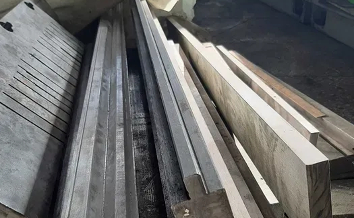 Ножі та матриці для листозгинів відновлення та виготовлення