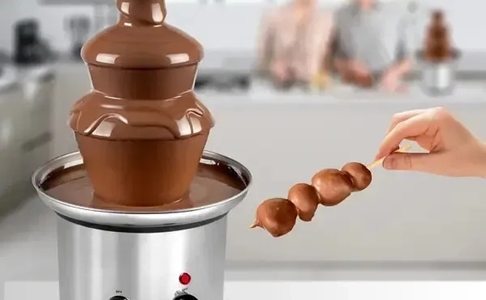 Шоколадний фонтан для свят Шоколадний фонтан для свят