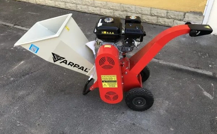 Щепоріз / подрібнювач гілок ARPAL МБ-60БД Щепоріз / подрібнювач гілок ARPAL МБ-60БД