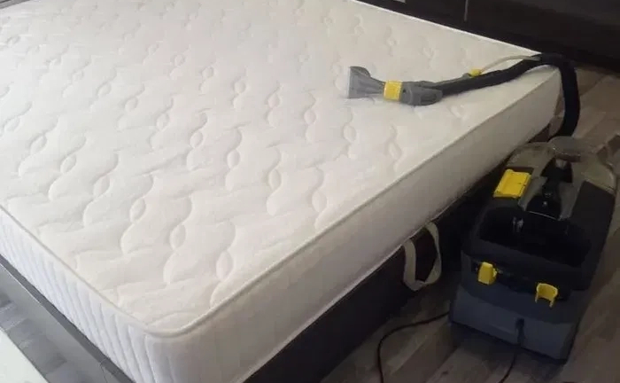 Хімчистка меблів. ХІМЧИСТКА матраців, волога чистка. Хімчистка ліжка, диванів, крісел та стільців.