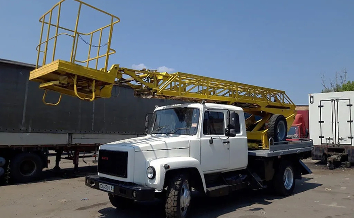 Автовишка 17м для висотних робіт Автовишка 17м для висотних робіт