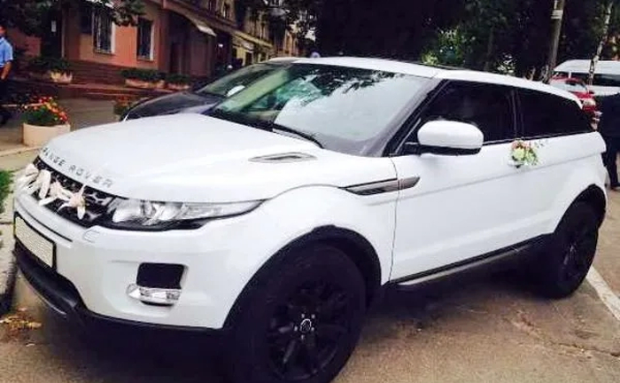 240 Позашляховик на весілля Range Rover Evoque Coupe 240 Позашляховик на весілля Range Rover Evoque Coupe