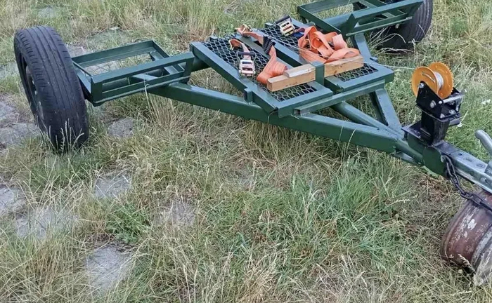 Лафет-Підкат (Евакуатор) : Легкий у Використанні. Доступна Ціна! Надійні Ремені та Кріплення в Наявності!