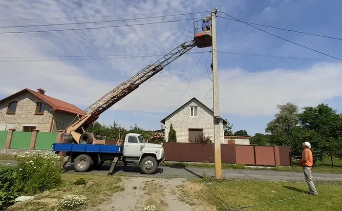 Послуги автовишки 17м. Будь-яка форма оплати. Швидко та надійно! Послуги автовишки 17м. Будь-яка форма оплати. Швидко та надійно!