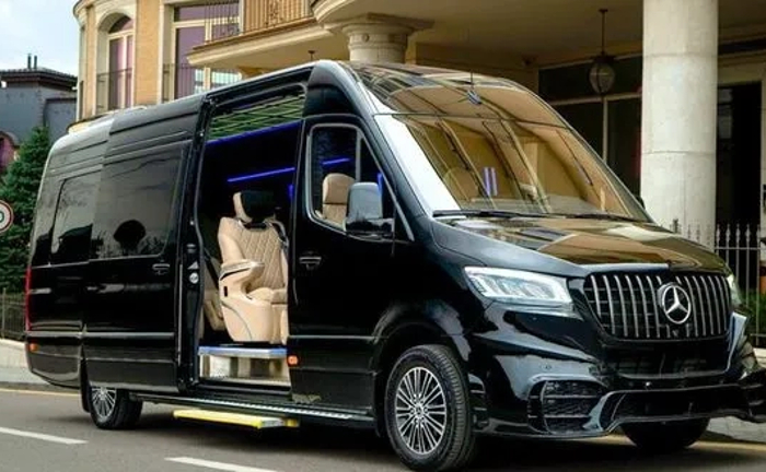 377 Mercedes-Benz Sprinter VIP+ 2025 мікроавтобус в Києві 377 Mercedes-Benz Sprinter VIP+ 2025 мікроавтобус в Києві