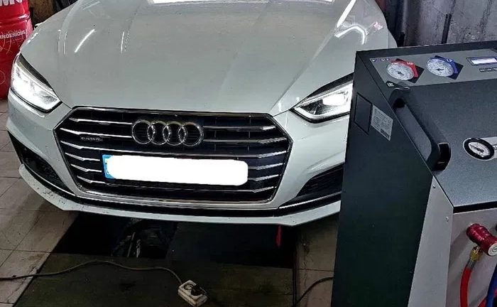 Заправка автокондиционеров профессиональной итальянской установкой