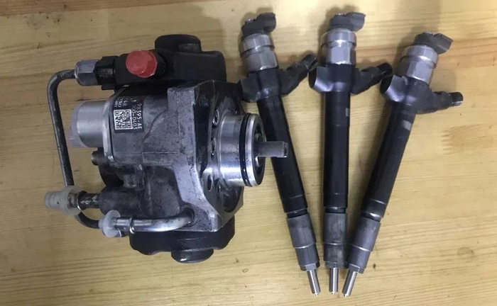 Ремонт дизельних форсунок і ПНВТ: Bosch, Delphi, Denso, Siemens.