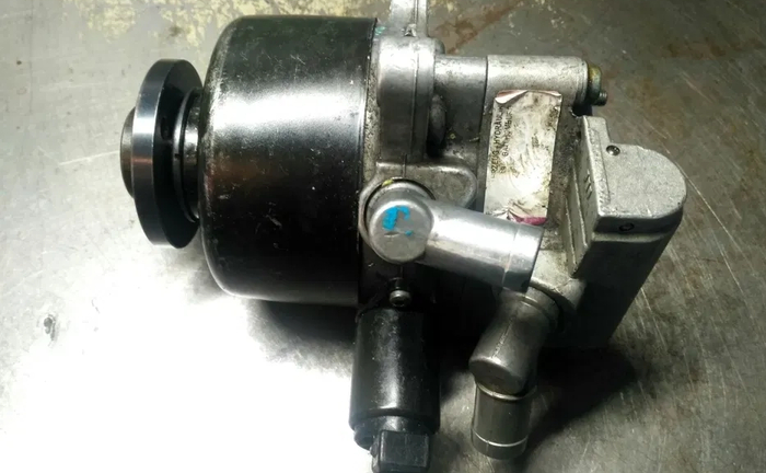 Ремонт ГУР насосів ГУР mercedes w220 w221 ABC