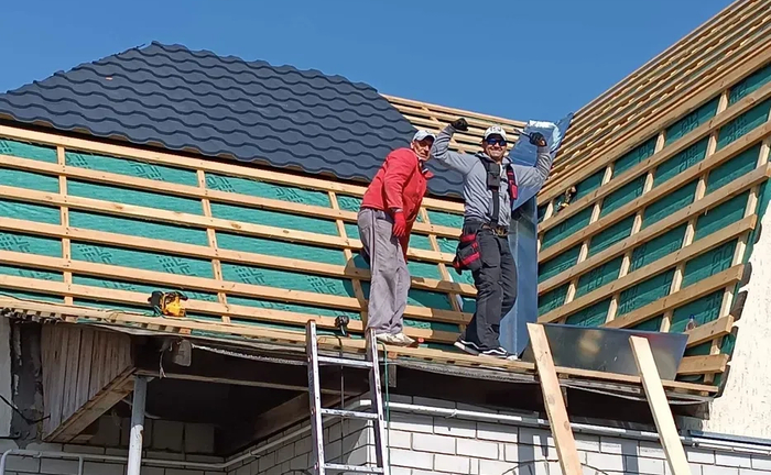 Покрівельні роботи: дах під ключ