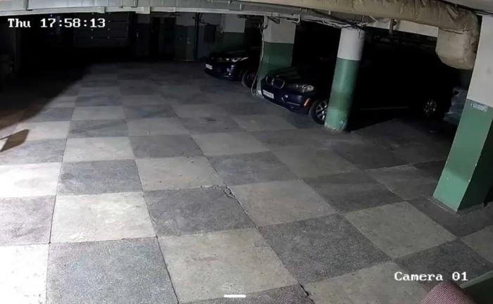 Паркомісце з відеонаглядом та захистом авто