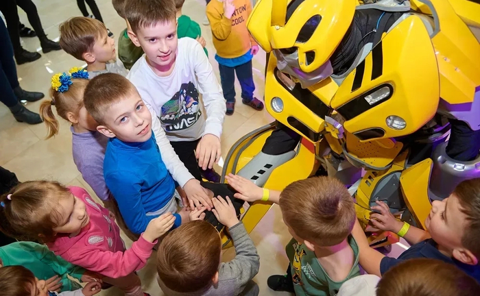 Аніматори , Випускні, кріошоу, фокусники , піньяти Аніматори , Випускні, кріошоу, фокусники , піньяти