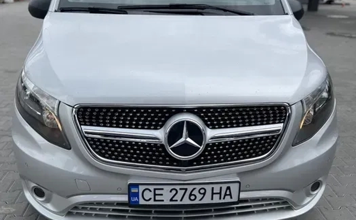Автомобіль Mercedes Vito Автомобіль Mercedes Vito