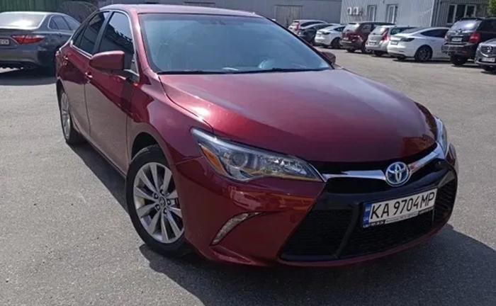 Авто Toyota Camry 5 2016 гібрид/газ для роботи в таксі Авто Toyota Camry 5 2016 гібрид/газ для роботи в таксі