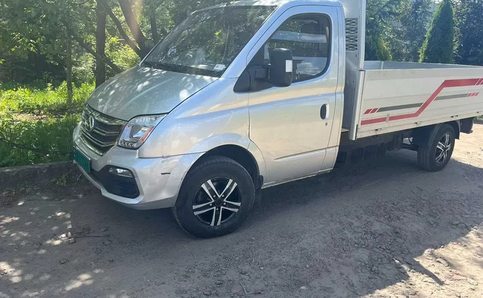 Вантажні перевезення до 2 тонн Вантажні перевезення до 2 тонн