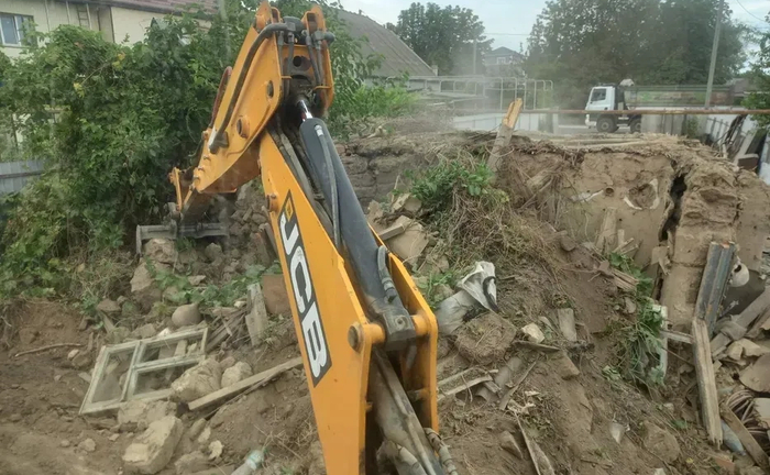 Екскаватори JSB , послуги спецтехники, усі види робіт