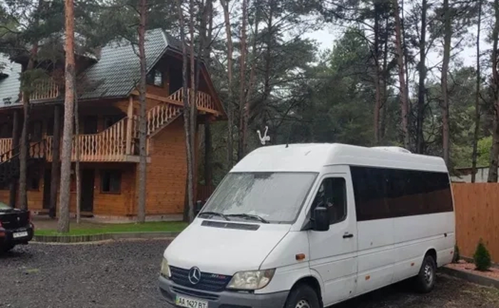 Автобус мікроавтобус на 18 місць з водіем пасажирські перевезення Автобус мікроавтобус на 18 місць з водіем пасажирські перевезення