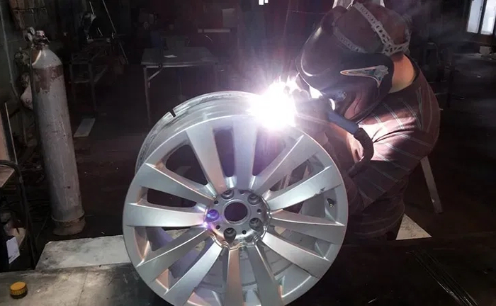 Зварювання алюмінію та інших кольорових сплавів. Ремонт.