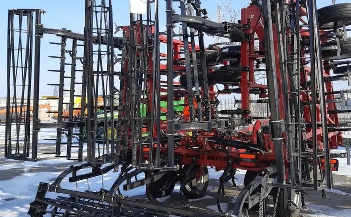 Культиватор CASE IH Tiger Mate 255 Культиватор CASE IH Tiger Mate 255