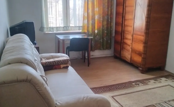 Сдам 2-к Центр Автовокзал 4 спальных места дешево Сдам 2-к Центр Автовокзал 4 спальных места дешево