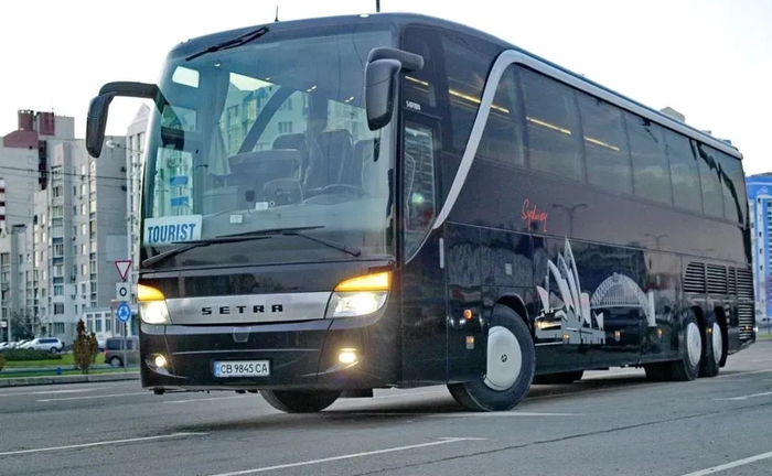Послуги автобуса 1.5 євро за кілометр Послуги автобуса 1.5 євро за кілометр