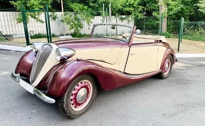 197 Ретро кабріолет на весілля зйомки Fiat Topolino 197 Ретро кабріолет на весілля зйомки Fiat Topolino