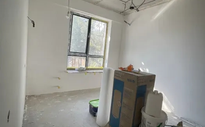 Малярні роботи фарбування стін безповітряним апаратом, виготовлення