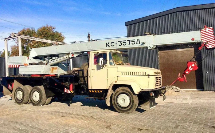 Автокран 14 тонн