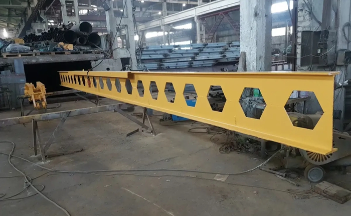 Виготовлення перфорованих двотверових балок Виготовлення перфорованих двотверових балок