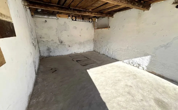 Гараж у дачному кооперативі АГК «Дачний»