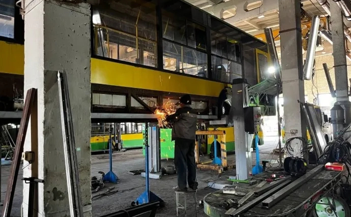 Ремонт автобусів вантажівок