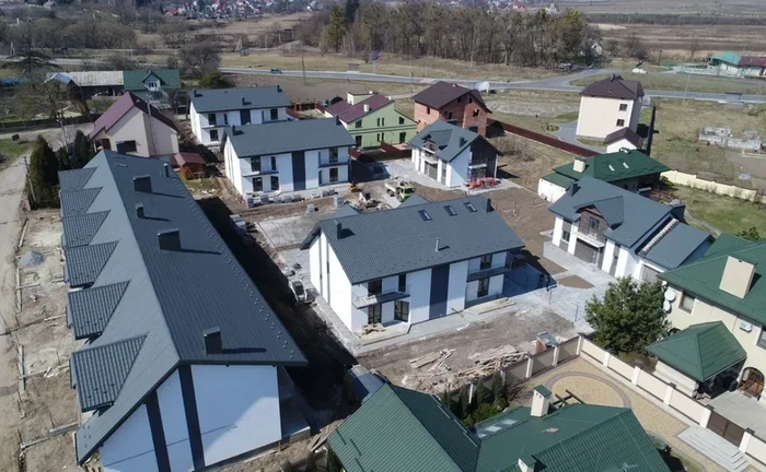 Будівництво будинку ,котеджів під ключ