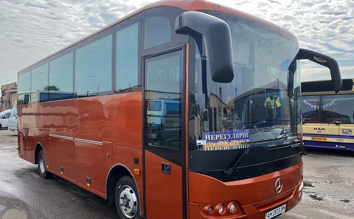 Авітобус Mercedes на 30 місць🚌