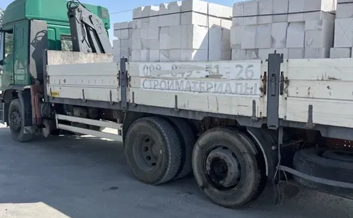 Маніпулятор 15 т з оператором — вантажні підйоми, перевезення