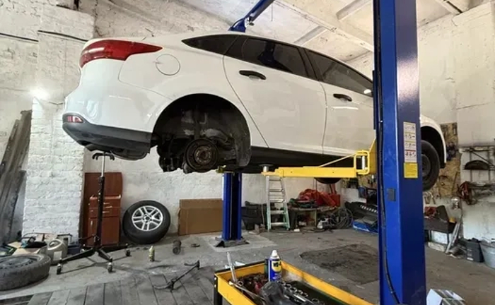 СТО/Ремонт двигуна/Ремонт ходової/ТО/Заміна свічок/ГРМ СТО/Ремонт двигуна/Ремонт ходової/ТО/Заміна свічок/ГРМ