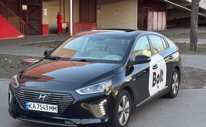 Авто під таксі. АКПП.Ліцензія. Авто під таксі. АКПП.Ліцензія.