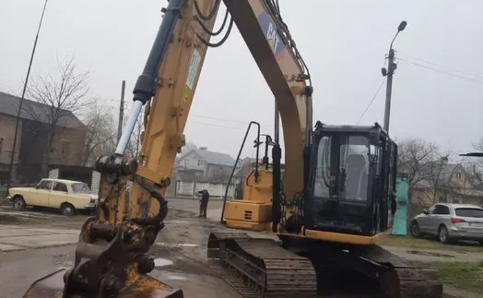 Екскаватори 5-25тон.Гідромолот.Ямобур.Міні міксер.