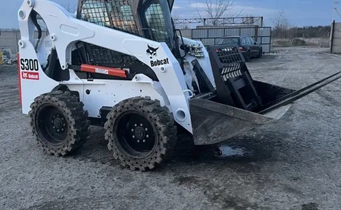 Бобкат! Bobcat , Бобкет S 300 Бобкат! Bobcat , Бобкет S 300