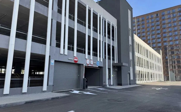 Паркомісце в новому паркінгу в ЖК «Варшавський 3»